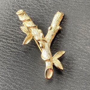 Vintage signed Sarah Coventry Gold Letter Y Branch Brooch pin